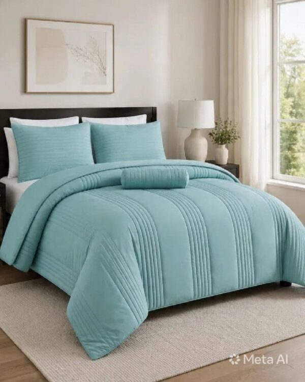 5-Piece Queen Quilt Set 1 Five-piece queen size quilt set in blue.
