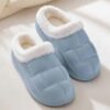 Women’s fur-lined winter slippers with a cozy and warm design for indoor comfort.