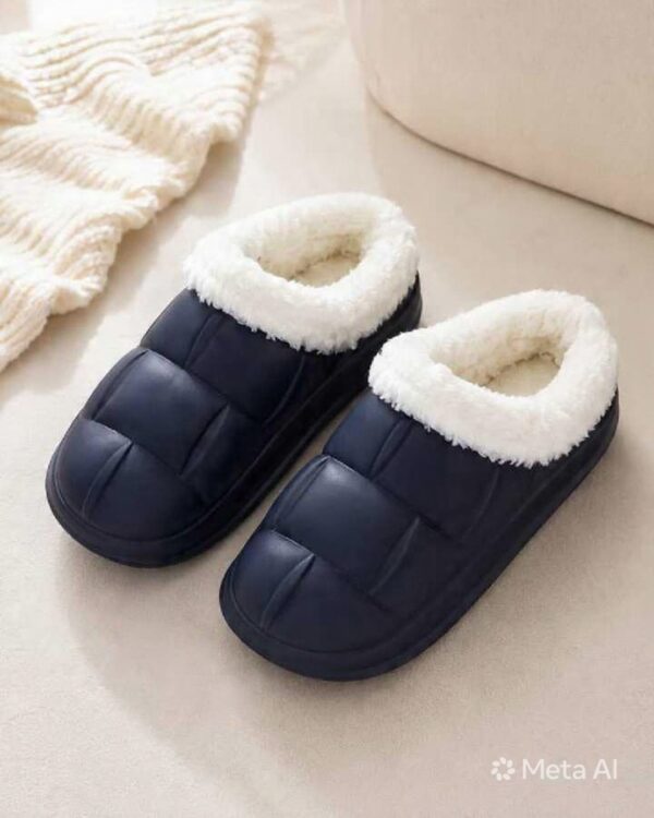 Women's Fur-Lined Winter Slippers 3 Comfortable women’s fur-lined winter slippers designed for warmth and cozy indoor wear.